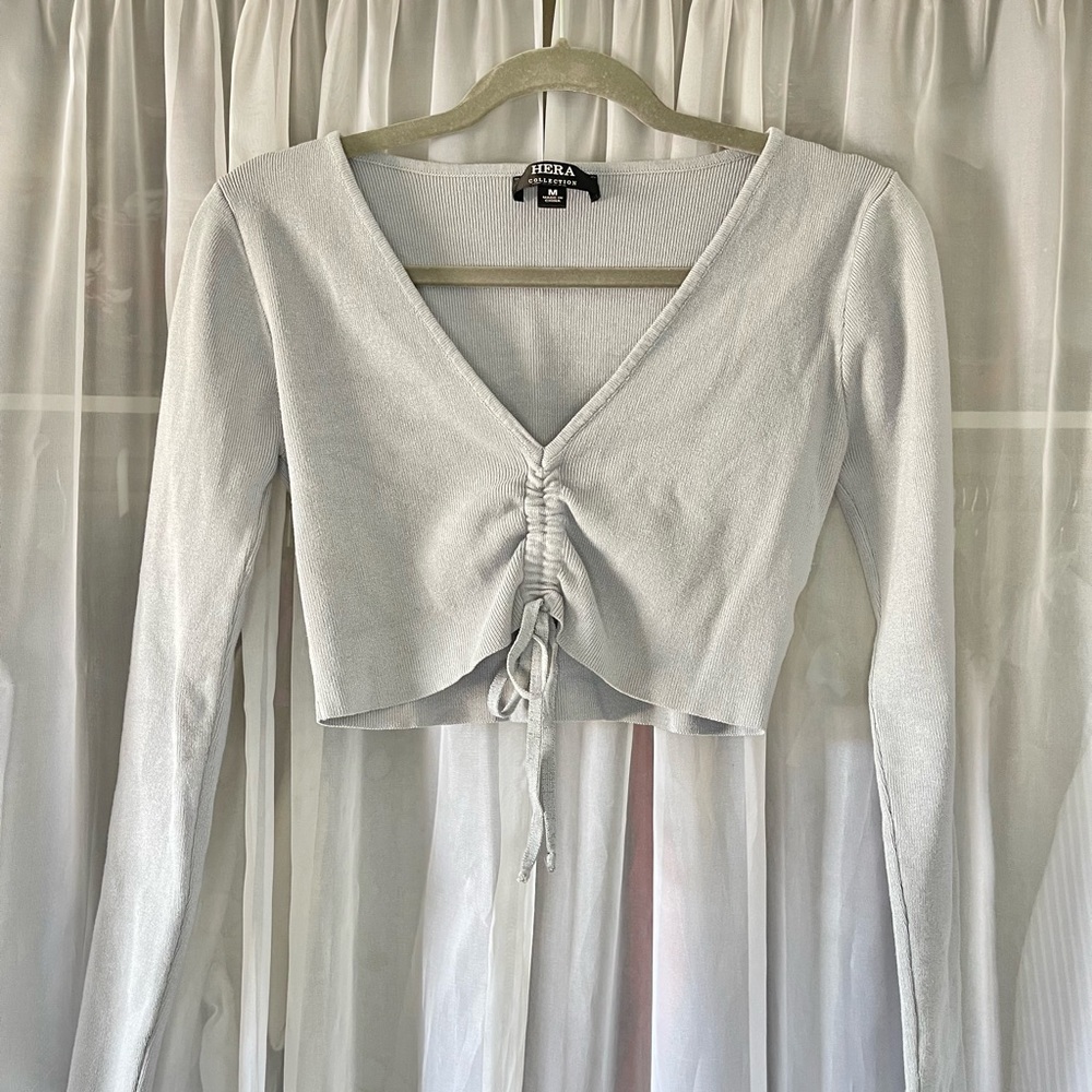 Full Sleeve V-neck Crop Top